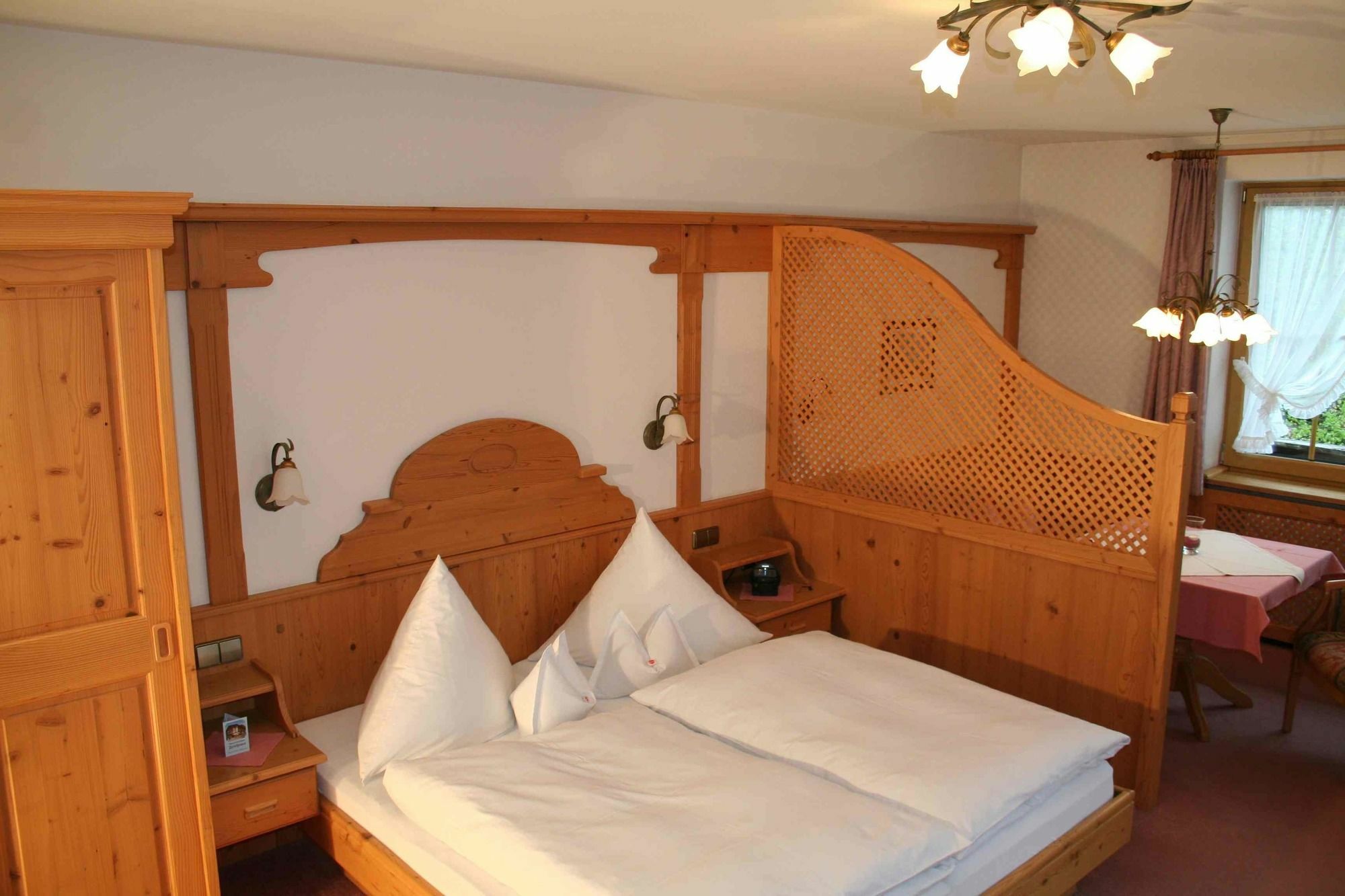 Haus Feichtner Apartment Reit im Winkl Luaran gambar